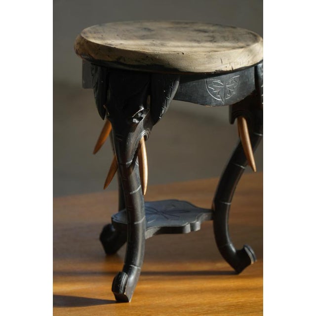 Anglo-Indian Elephant Stool in Ebonized Hardwood, 1900s For Sale - Image 6 of 18