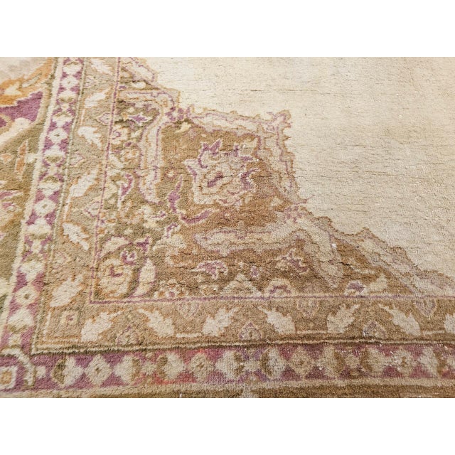 19th Century Handwoven Amritsar Rug, Wool Medallion Design, 10' x 13' For Sale - Image 16 of 18