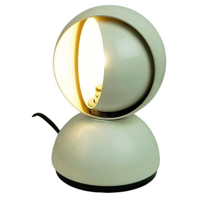 White Eclisse Table Lamp attributed to Vico Magistretti for Artemide, Italy, 1960s For Sale - Image 15 of 15