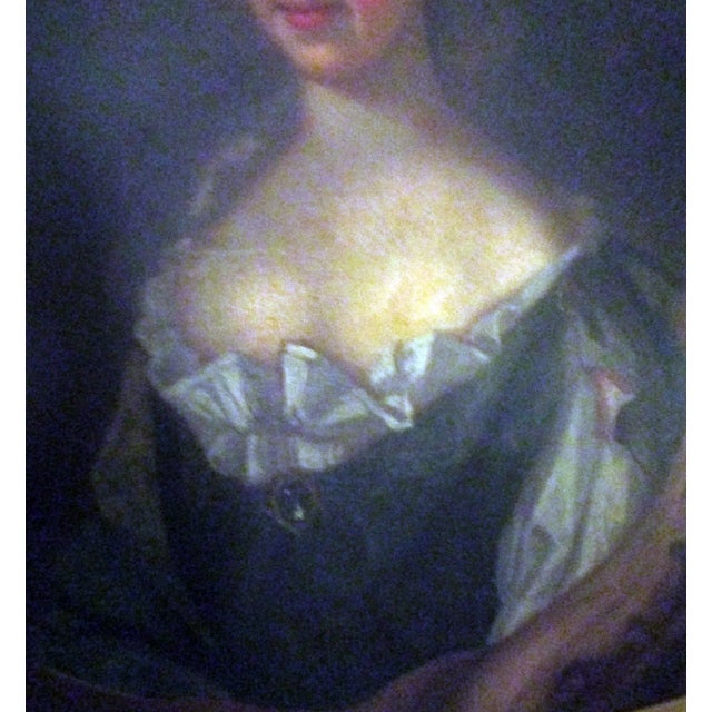 18th Century English Titled Lady with Coat of Arms Framed Oil Portrait Painting For Sale - Image 4 of 13