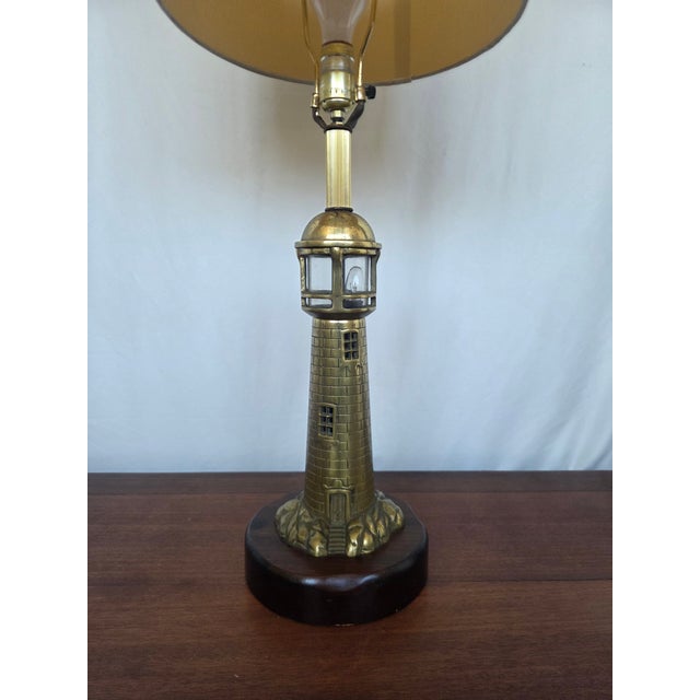 Mid-Century Modern Late 20th Century Mid-Century Modern Nautical Brass Lighthouse Table Lamp W/ Hardwood Base For Sale - Image 3 of 10