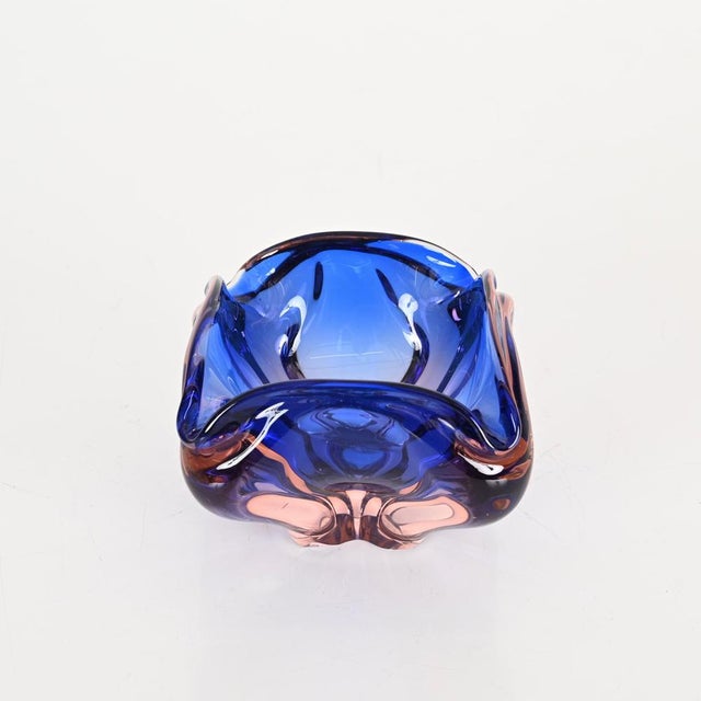 Pink and Blue Sommerso Murano Glass Bowl form Fratelli Toso, Italy, 1960s For Sale - Image 3 of 18