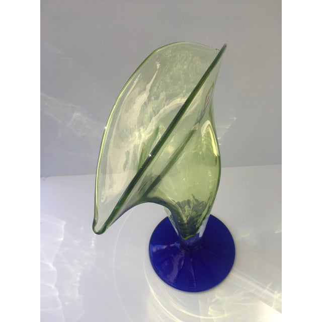 Blenko Art Glass Art Deco Fan Shape Two Tone Color of Deep Sapphire Blue & Light Green Vase For Sale In Monterey, CA - Image 6 of 13