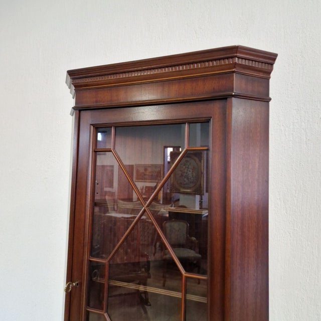 Chesterfield Corner Display Cabinet in Mahogany and Glass, 2000s For Sale - Image 6 of 8