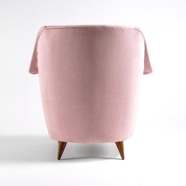 Pink Vintage Lounge Chair with Tapered Wooden Legs, 1950s For Sale - Image 8 of 12