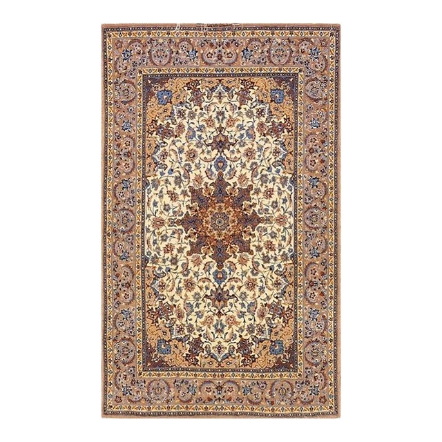 1940s Traditional Medallion Ivory Ground Vintage Isfahan Hand-Knotted Wool Rug For Sale