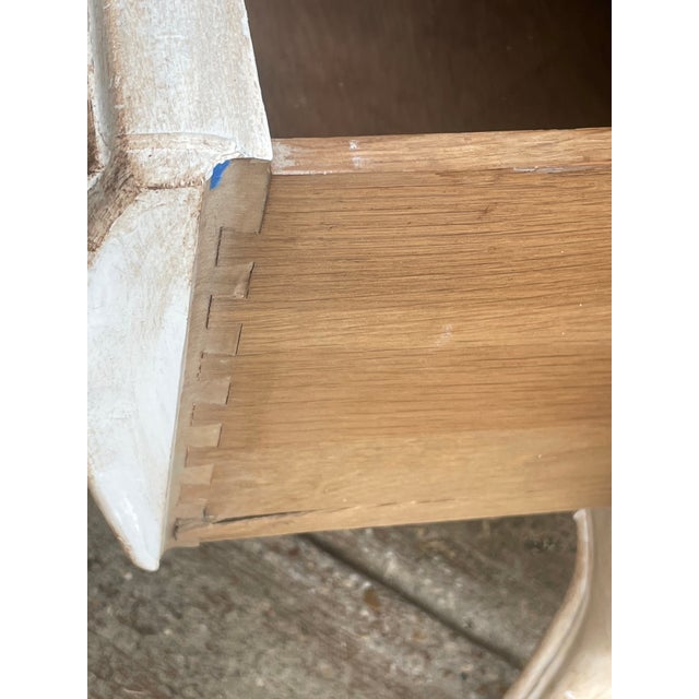 Late 20th Century John Widdicomb French Provincial Louis XV Commode For Sale - Image 5 of 9