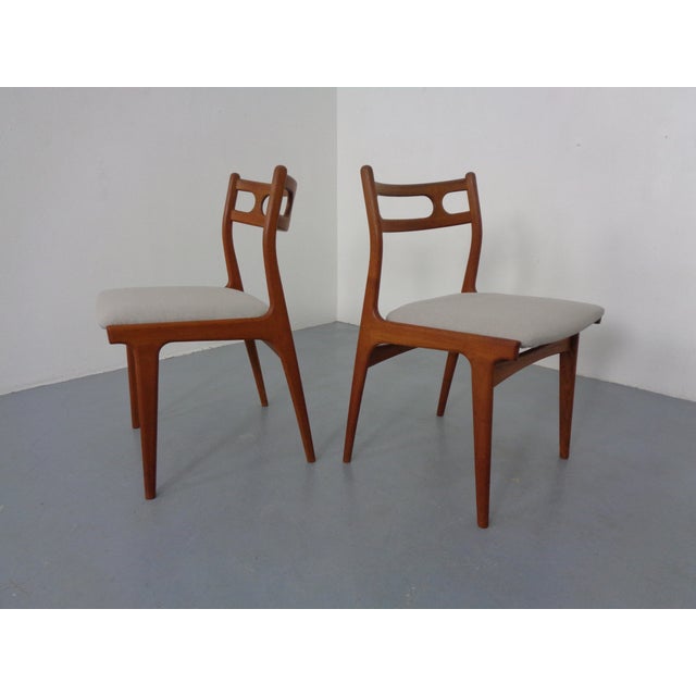 1960s Model 138 Teak & Kvadrat Hallingdal Dining Chairs by Johannes Andersen for Uldum Møbelfabrik, Denmark, 1960s, Set of 2 For Sale - Image 5 of 18