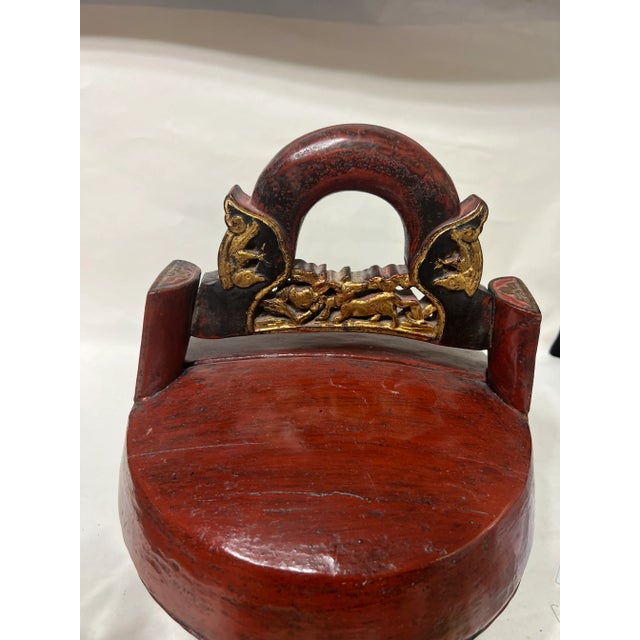 19th Century 19th Century Antique Chinese Lacquered Wedding Box For Sale - Image 5 of 12