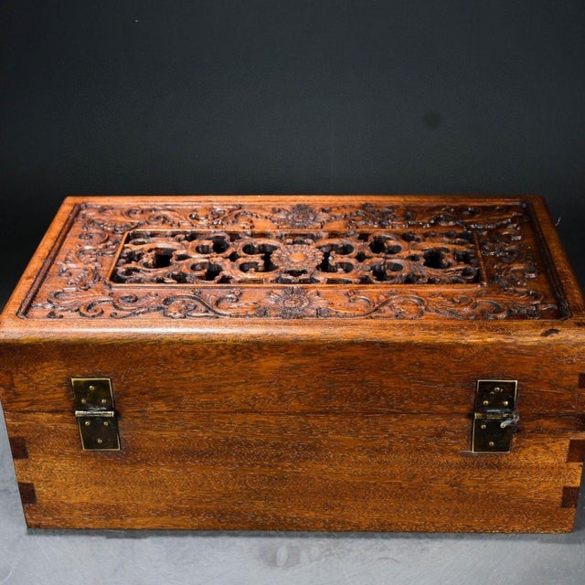 Wood Openwork Carved Hardwood Chest, Chinoiserie Floral Scroll Jewelry & Scent Box For Sale - Image 7 of 8