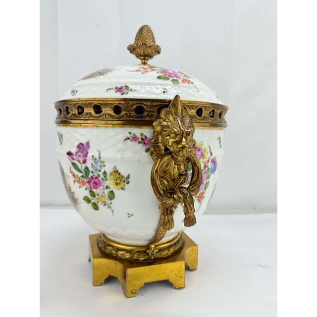 Gold Large Samson Porcelain and Ormolu Covered Urn in the Meissen Style, Late 19th C For Sale - Image 8 of 13