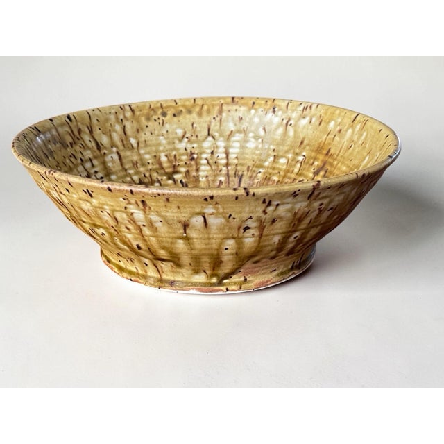 Vintage Signed Studio Pottery Bowl Speckled Drip Glaze Stoneware Centerpiece, 9 1/4” For Sale - Image 4 of 9