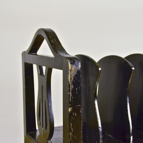 Black Magazine Rack in Black Lacquered Wood, 1900s For Sale - Image 8 of 9