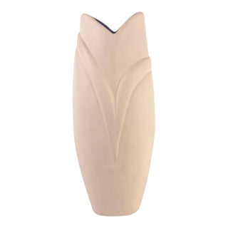 1950s Coronet Ceramics Matte Blush Vase For Sale