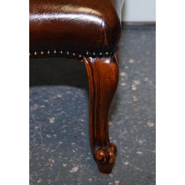 Set of Victorian Chesterfield Armchair and Ottoman in Dyed Leather For Sale - Image 13 of 18