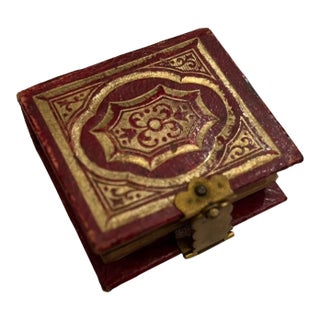 Antique Gem-Size Tintype Portraits Miniature Leather Album 1860-1870. For Sale