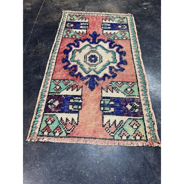 Turkish Yastik Rug 1'6" x 2'8" For Sale - Image 4 of 5