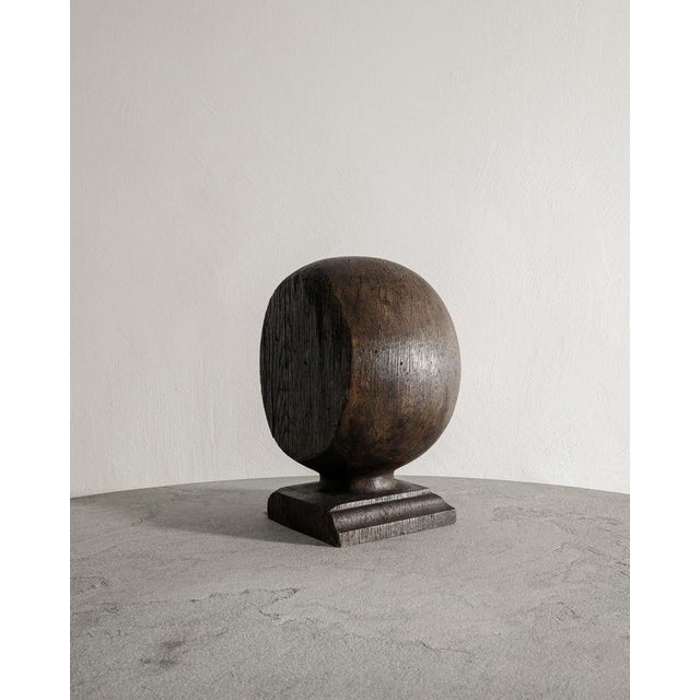 1960s British Abstract Wooden Sculpture Globes, 1960s, Set of 2 For Sale - Image 5 of 7