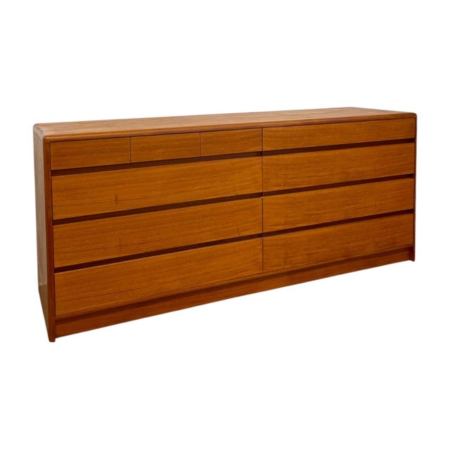 Vintage Mid Century Modern Teak Long Lowboy Double Dresser Credenza. For Sale - Image 4 of 12