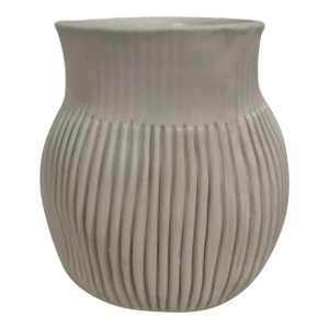 Cym Warkov Medium Ribbed Porcelain Vase