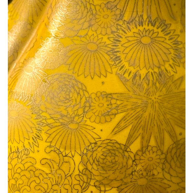 Vintage Sunflower Yellow Japanese Ceramic Lamp For Sale In Los Angeles - Image 6 of 12
