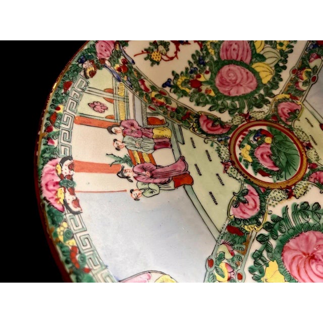 Mid 20th Century Vintage Chinese Export Rose Medallion Porcelain Bowl For Sale - Image 10 of 10