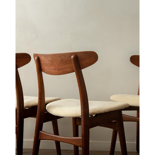 Mid-Century Modern Teak CH30 Dining Chairs by Hans J. Wegner for Carl Hansen & Son, 1960s, Set of 4 For Sale - Image 12 of 18