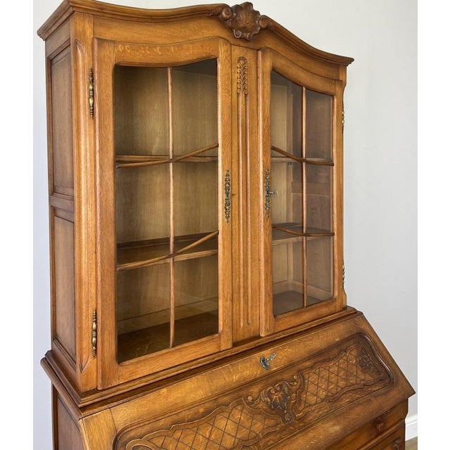 Vintage French Display Cabinet in Oak For Sale - Image 3 of 18