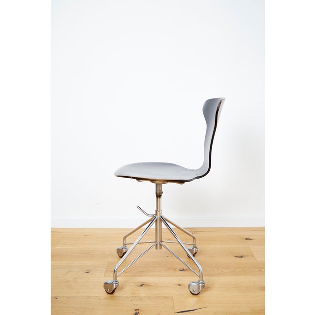 Fritz Hansen Model 3115 Mosquito Munkegaard School Chair by Arne Jacobsen for Fritz Hansen, 1960s For Sale - Image 4 of 14