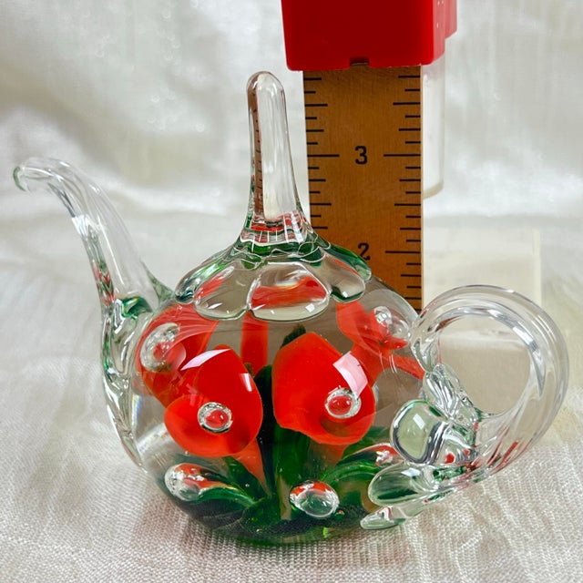 American Joe St Clair Art Glass Mini Teapot Red Floral Controlled Bubble For Sale - Image 3 of 10