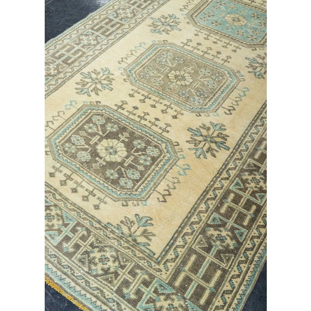 Textile Turkish Vintage Rug 4'9" x 11' #21398 For Sale - Image 7 of 8