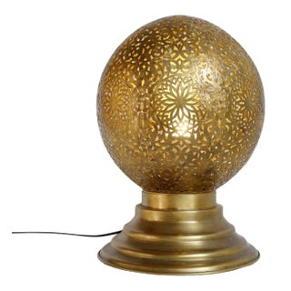 Vintage Moroccan Brass Globe Table Lamp For Sale