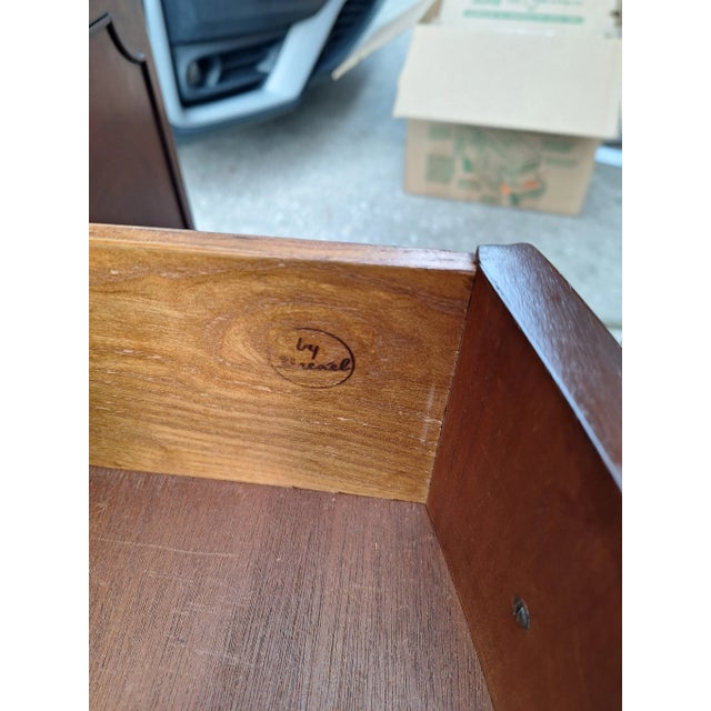 Vintage Drexel New Travis Court Mahogany China Cabinet For Sale - Image 11 of 14