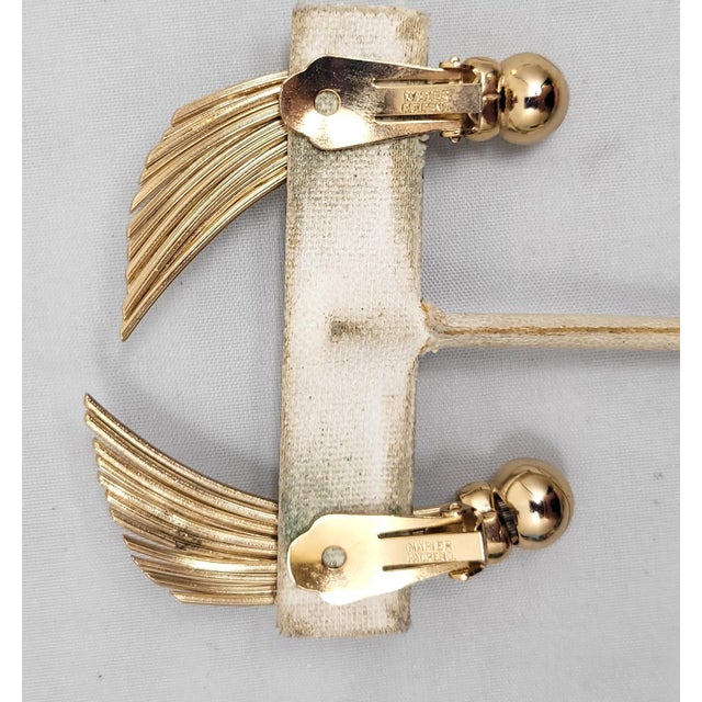 Metal Vintage 1950s Signed Napier Modernist Goldtone Clip Earrings - 2 Pieces For Sale - Image 7 of 9