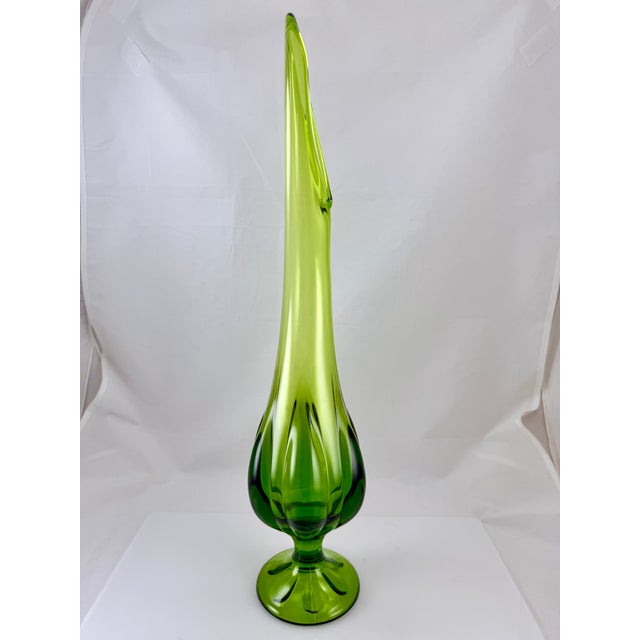 Mid-Century Modern 60's Green Swung Vase With Pedestal Base For Sale - Image 3 of 5