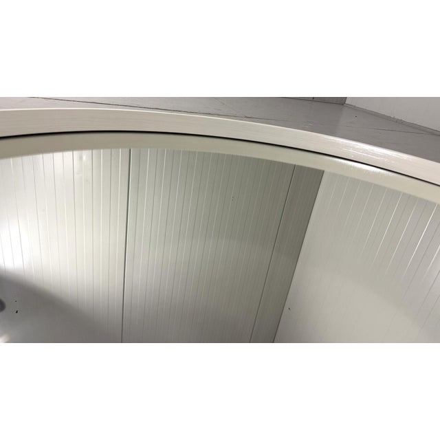 White Round Wooden Wall Mirror, 1970s For Sale - Image 13 of 18