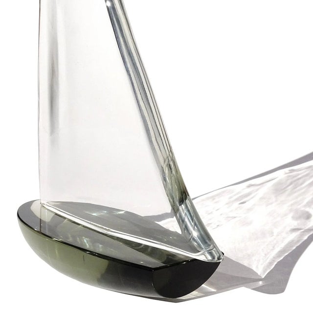 Mid 20th Century Vintage Archimede Seguso Murano Signed Topaz Clear Italian Art Glass Nautical Sailboat Sculpture For Sale - Image 5 of 7
