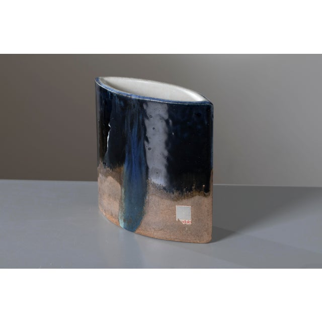 Sculptural Elliptical Stoneware Vase by Bruno Gambone, Italy, 1980s For Sale - Image 10 of 10