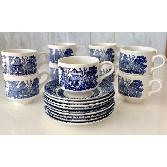 Late 20th Century Blue Willow Georgian Shape Tea Cups and Saucers by Churchill of England, 18 Pieces For Sale - Image 15 of 15