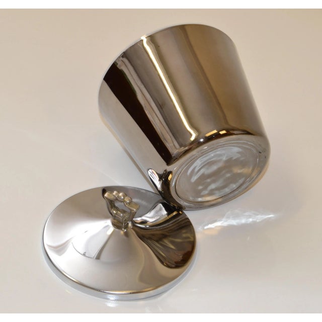 Art Deco 1970s Art Deco Style Barware Steel Martini Ice Bucked Insulated Black Mirrored Glass Brass Handle For Sale - Image 3 of 13