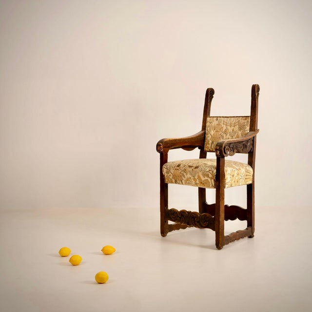 Medival French Armchair, France, 18th Century, in Good conditions. Designed before 1890