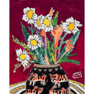"Daisy Bouquet in Tiger Vase" Contemporary Still Life Painting by Lara Lee Meintjes For Sale