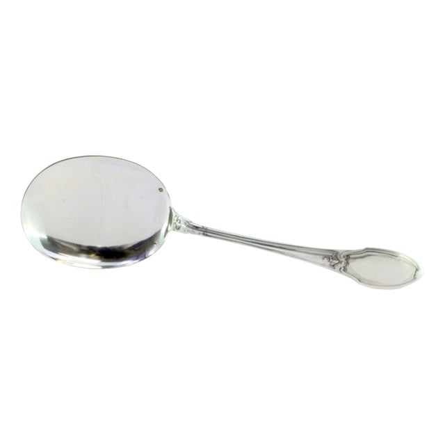 Silver Ice Cream Scoop with Smooth Shell and Crimped Handle Reliefs For Sale