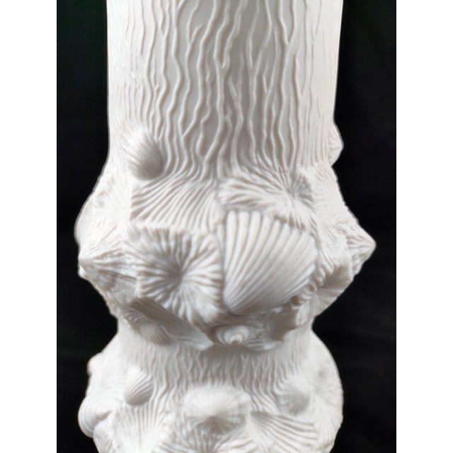 Op Art Biscuit Porcelain Vase from Ak Kaiser, Germany, 1970s For Sale - Image 4 of 6