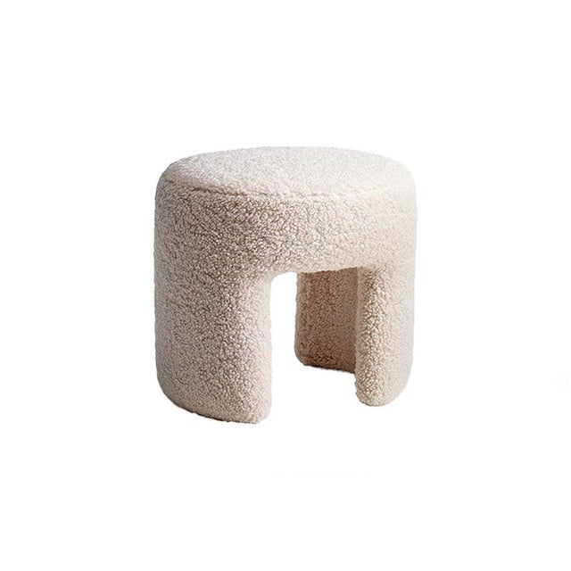 Stool Upholstered in White Bouclé. Height 40 cm.Width 40 cm.Depth 40 cm.
