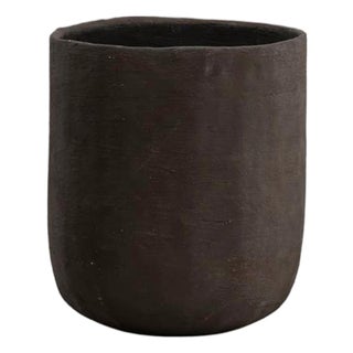 Modern Outdoor Edin Composite Planter Medium For Sale