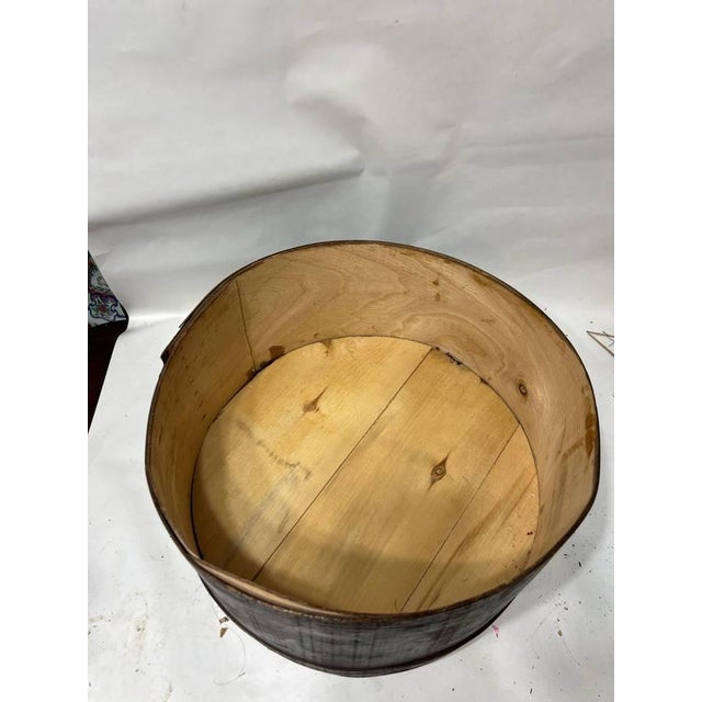 Early 20th Century Antique Primitive Shaker Bentwood Round Pantry Cheese Box For Sale - Image 10 of 10