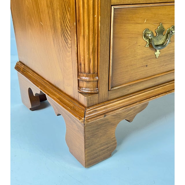 Vintage Kittinger Colonial Revival Knotty Pine Small Chest of Drawers For Sale - Image 11 of 17