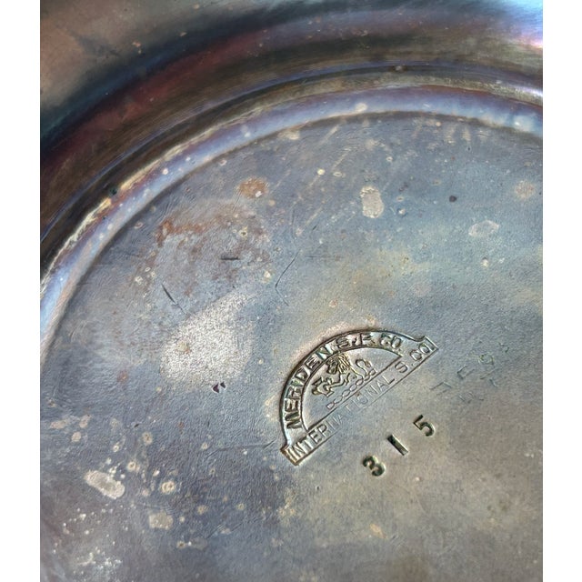 1920s Art Deco Meriden Silver Co. Handled Cocktail Pitcher For Sale - Image 17 of 18