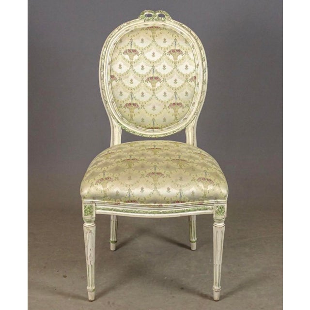 French A Single French Louis XV Style Side Chair or Desk Chair Painted White With Green Accents. Floral Pattern Silk or Satin Upholstery 1930s For Sale - Image 3 of 7